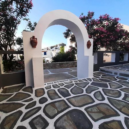 George'S Place Chora  Exterior photo