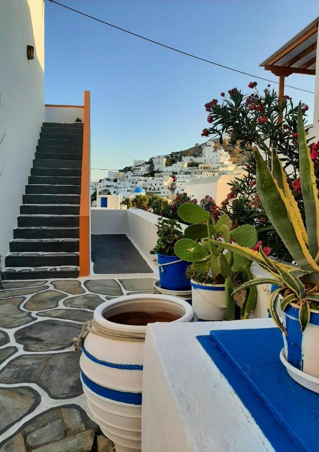 George'S Place Chora  Exterior photo
